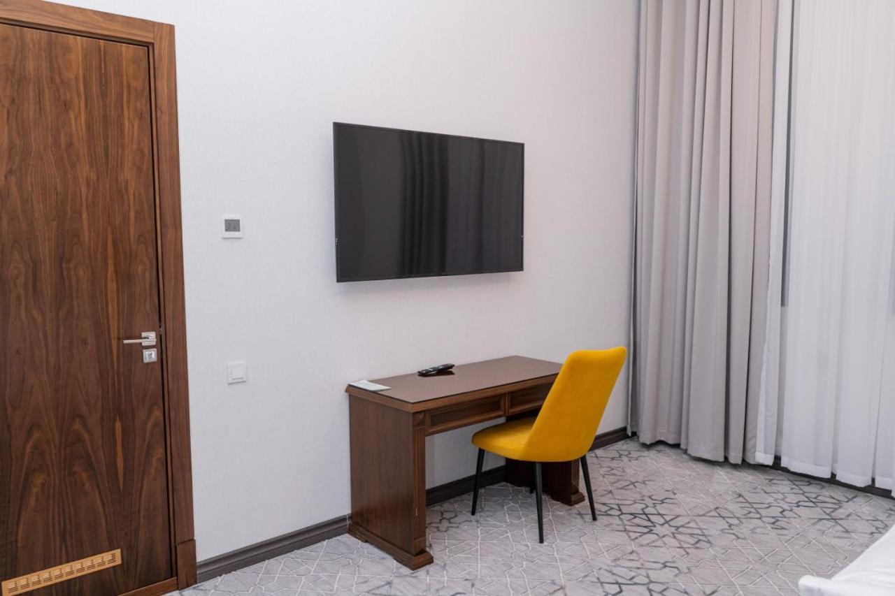 Grand Plaza Hotel Samarkand Bagian luar foto